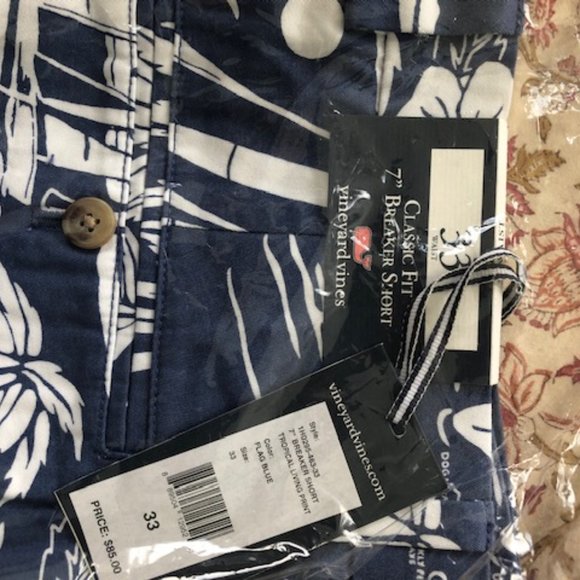 Vineyard Vines Surfer Shorts - Picture 5 of 5